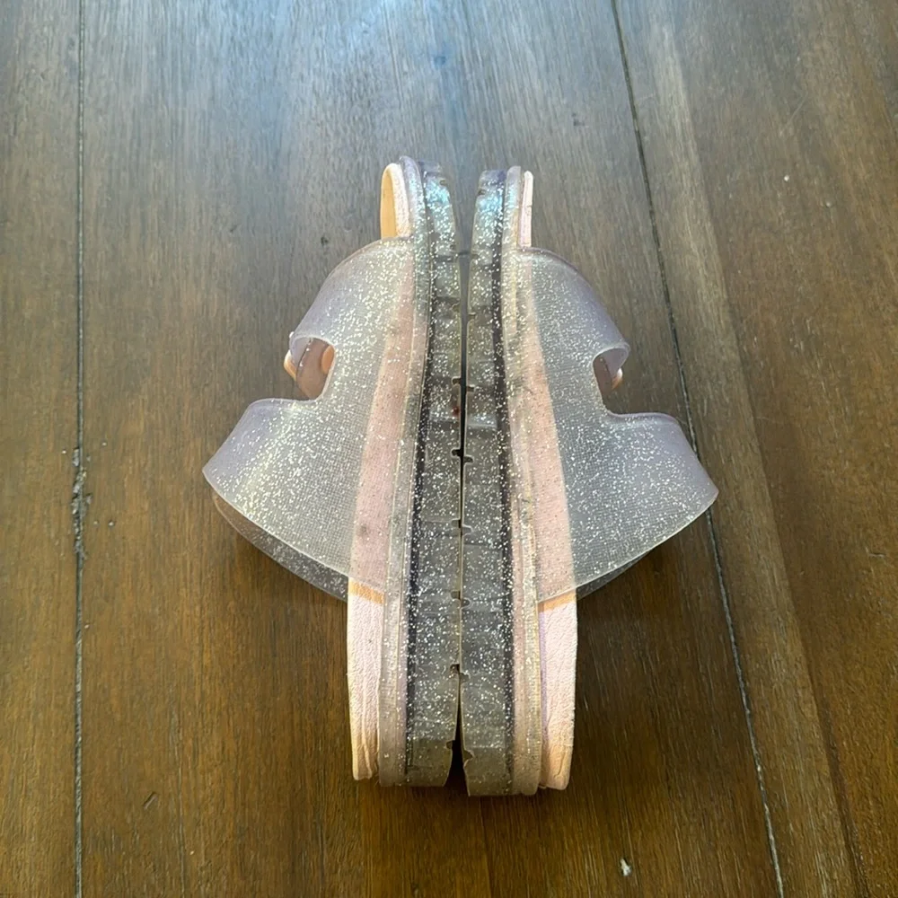 Size 2/3 Juicy Couture slippers and generic pink slides
